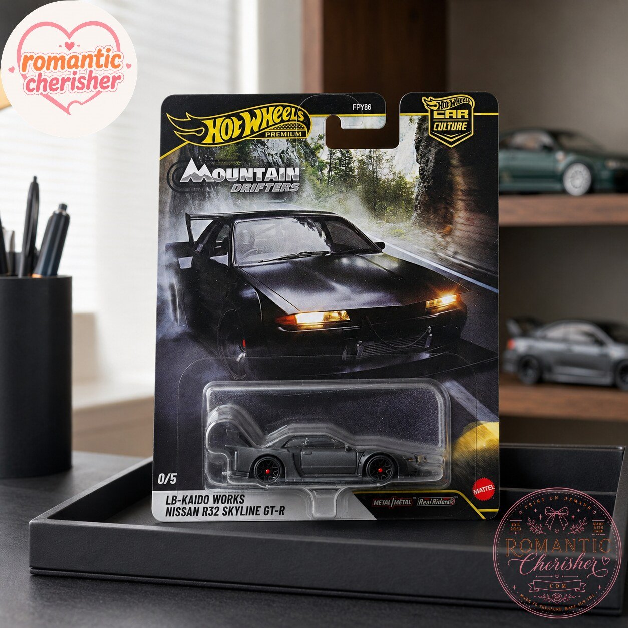 Hot Wheels Premium Mountain Drifters LB-Kaido Works Nissan R32 Skyline GT-R Black Chase Die-Cast Car