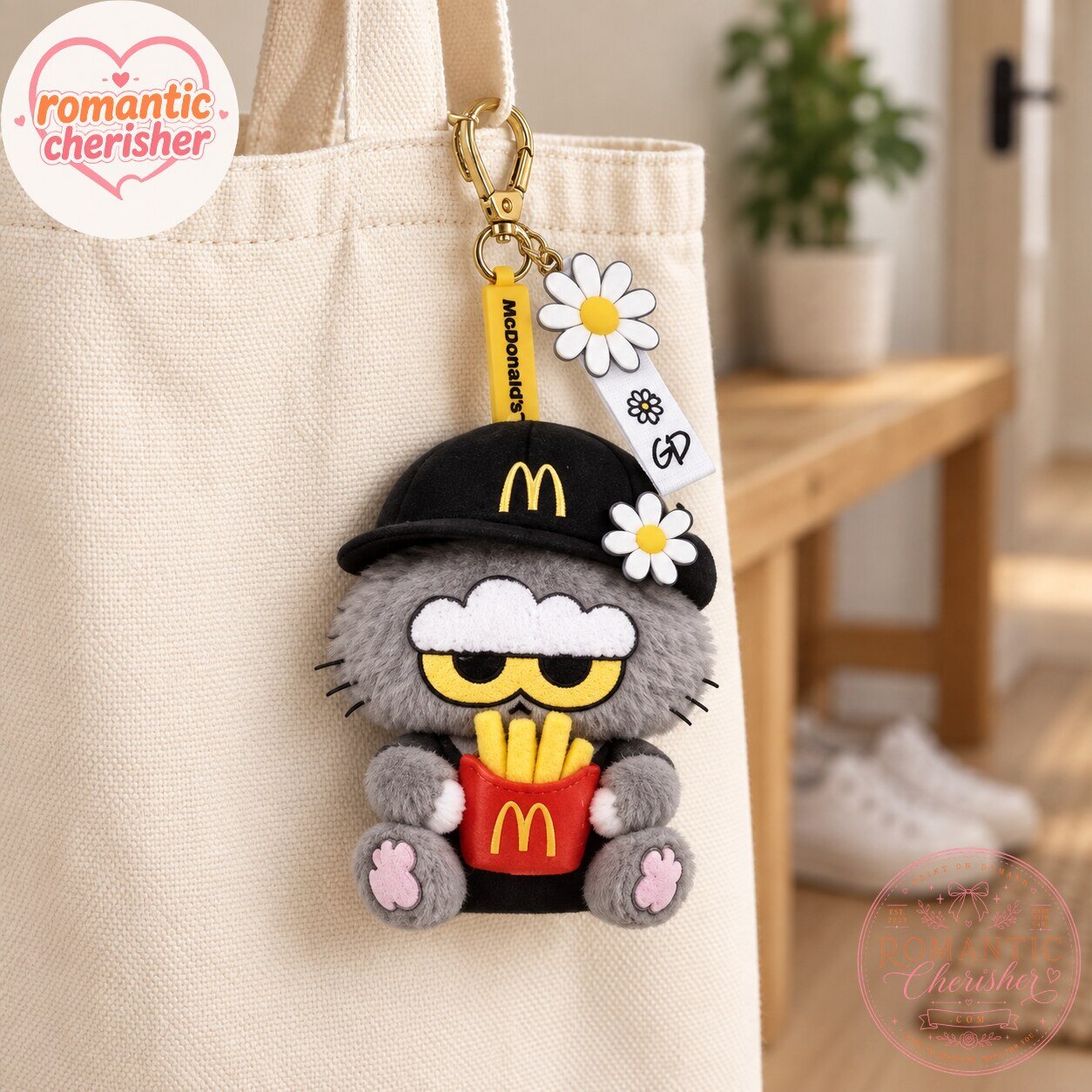 G-DRAGON x McDonald’s Fries Plush Keychain 6 G-DRAGON x McDonald’s Fries Plush Keychain